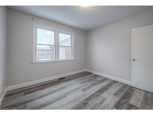 184 Patricia Avenue, Kitchener, ON - Indoor Photo Showing Other Room