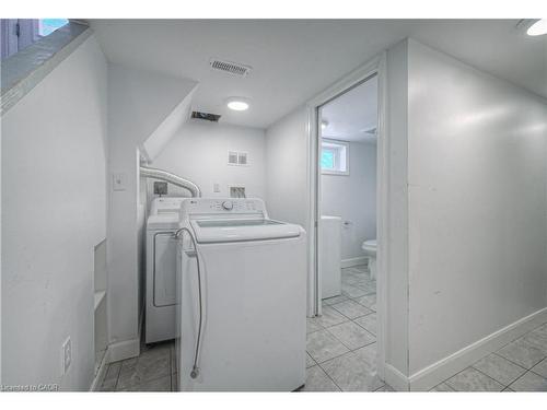 184 Patricia Avenue, Kitchener, ON - Indoor Photo Showing Laundry Room