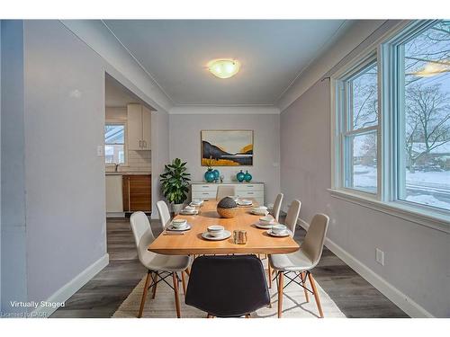 184 Patricia Avenue, Kitchener, ON - Indoor Photo Showing Dining Room