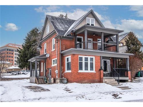 94 Scott Street  Kitchener, ON N2H 2R5