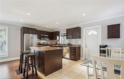 34 Cliff Avenue, Hamilton, ON - Indoor Photo Showing Kitchen With Upgraded Kitchen