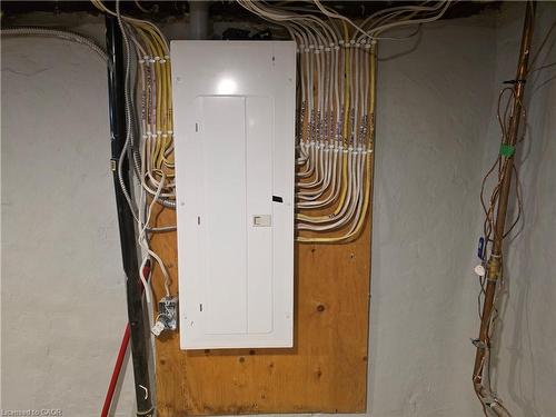 220 Emerald Street N, Hamilton, ON - Indoor Photo Showing Basement