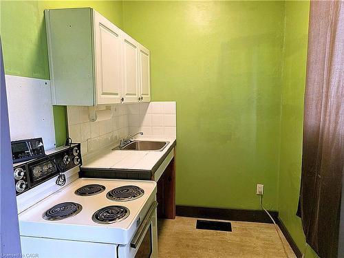 220 Emerald Street N, Hamilton, ON - Indoor Photo Showing Kitchen