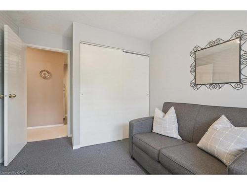 921-1450 Glen Abbey Gate, Oakville, ON - Indoor