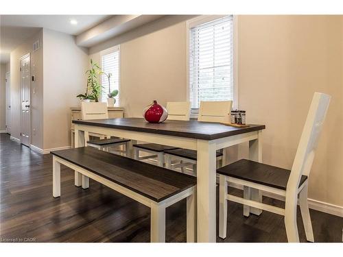 26 Meadowridge Street, Kitchener, ON - Indoor