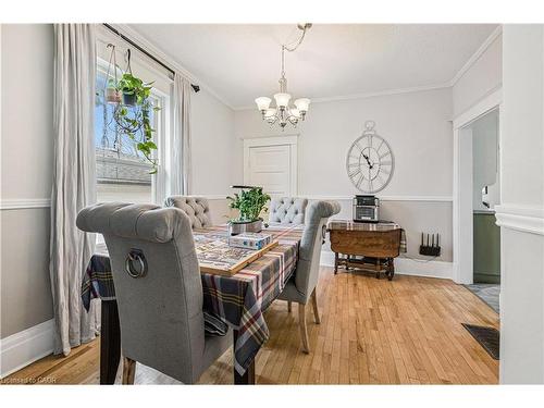 13 Spiers Crescent, Cambridge, ON - Indoor Photo Showing Dining Room