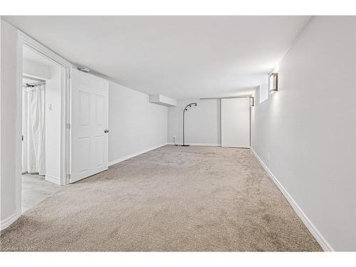 13 Spiers Crescent, Cambridge, ON - Indoor Photo Showing Other Room