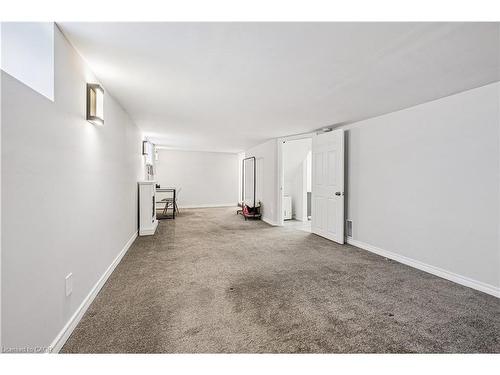 13 Spiers Crescent, Cambridge, ON - Indoor Photo Showing Other Room