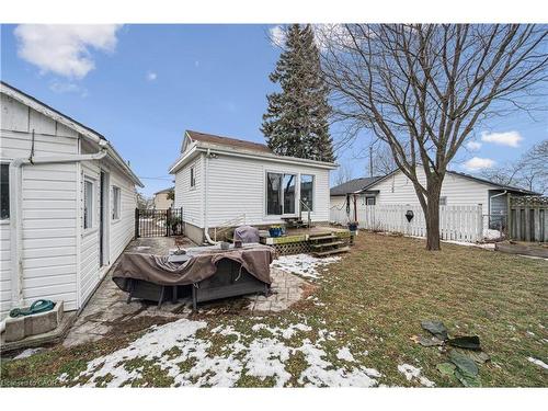 13 Spiers Crescent, Cambridge, ON - Outdoor