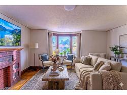 2-1369 Main Street E Hamilton, ON L8K 1B8