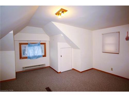 88 Cline Avenue N, Hamilton, ON - Indoor Photo Showing Other Room