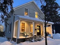 38 Euclid Avenue  Waterloo, ON N2L 1Z3