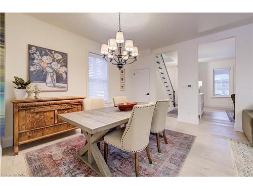 38 Euclid Avenue, Waterloo, ON - Indoor Photo Showing Dining Room