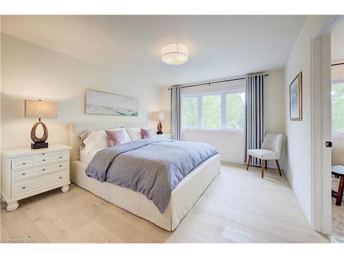 38 Euclid Avenue, Waterloo, ON - Indoor Photo Showing Bedroom