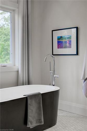 38 Euclid Avenue, Waterloo, ON - Indoor