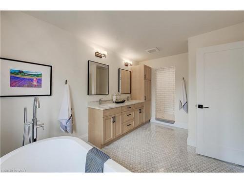 38 Euclid Avenue, Waterloo, ON - Indoor