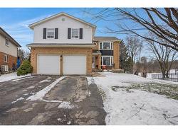 49 Wyandotte Court  Kitchener, ON N2A 3H9