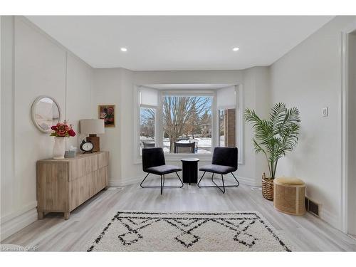 49 Wyandotte Court, Kitchener, ON - Indoor