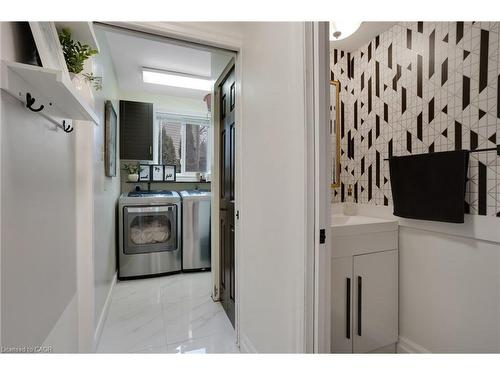 49 Wyandotte Court, Kitchener, ON - Indoor Photo Showing Laundry Room