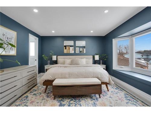 49 Wyandotte Court, Kitchener, ON - Indoor Photo Showing Bedroom