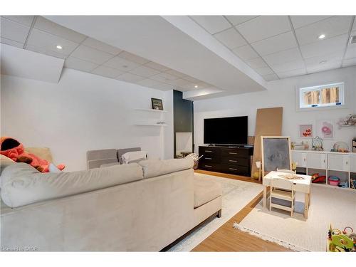 49 Wyandotte Court, Kitchener, ON - Indoor