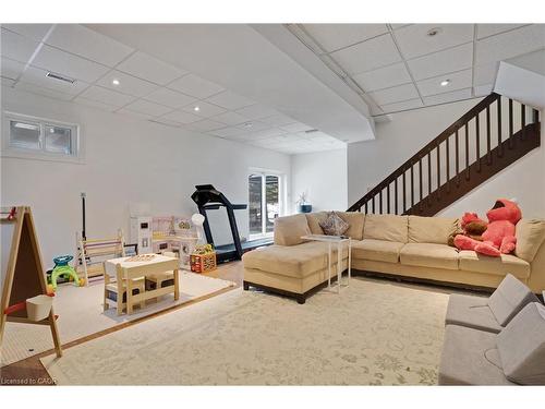 49 Wyandotte Court, Kitchener, ON - Indoor