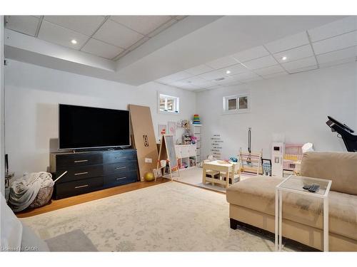 49 Wyandotte Court, Kitchener, ON - Indoor