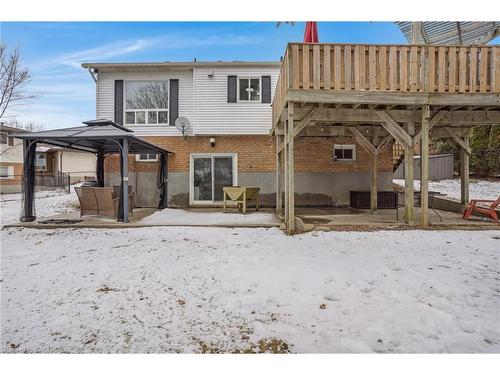 49 Wyandotte Court, Kitchener, ON - Outdoor