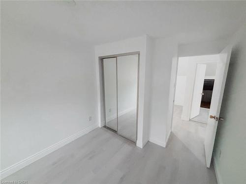 1949 Old Mill Road, Kitchener, ON - Indoor Photo Showing Other Room