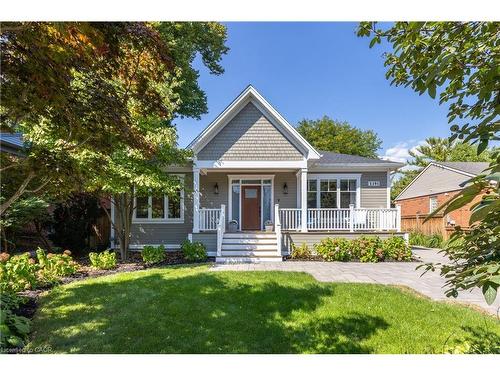 2195 Courtland Drive, Burlington, ON - Outdoor With Deck Patio Veranda With Facade