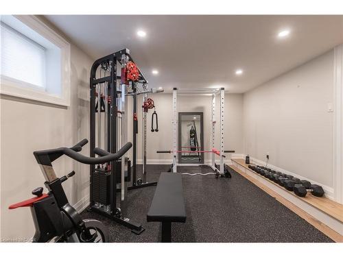 2195 Courtland Drive, Burlington, ON - Indoor Photo Showing Gym Room