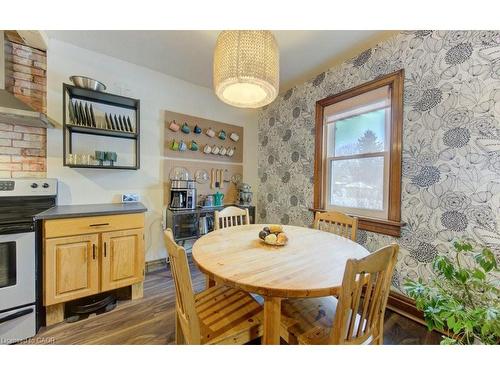 257 Guelph Street, Kitchener, ON - Indoor Photo Showing Dining Room
