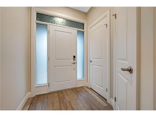 24-143 Elgin Street N, Cambridge, ON - Indoor Photo Showing Other Room