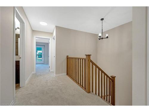 24-143 Elgin Street N, Cambridge, ON - Indoor Photo Showing Other Room