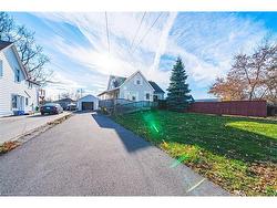 9037 Airport Road W Hamilton, ON L0R 1W0