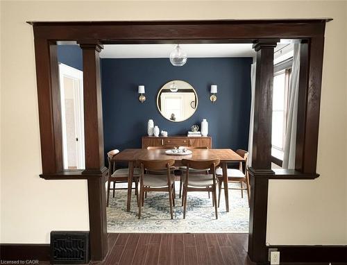 179 Regina Street N, Waterloo, ON - Indoor Photo Showing Dining Room