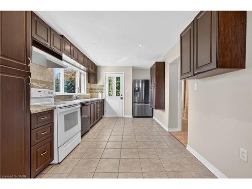 1868 Jerseyville Road W, Hamilton, ON - Indoor Photo Showing Kitchen