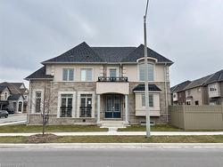 3923 Koenig Road  Burlington, ON L7M 0Z8