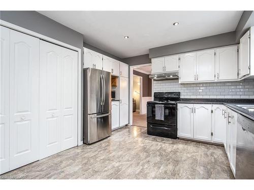 354 Forestlawn Road, Waterloo, ON - Indoor Photo Showing Kitchen