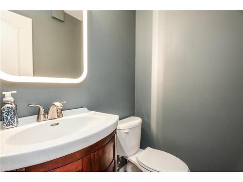354 Forestlawn Road, Waterloo, ON - Indoor Photo Showing Bathroom