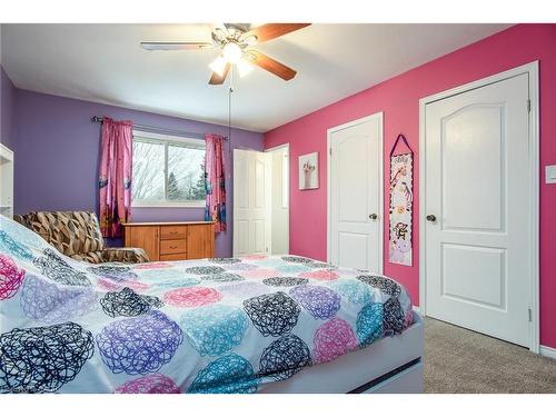 354 Forestlawn Road, Waterloo, ON - Indoor Photo Showing Bedroom
