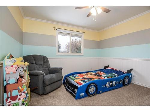 354 Forestlawn Road, Waterloo, ON - Indoor Photo Showing Bedroom