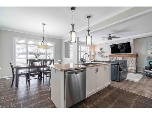 115 Larry Crescent, Caledonia, ON - Indoor