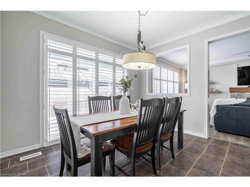 115 Larry Crescent, Caledonia, ON - Indoor Photo Showing Dining Room