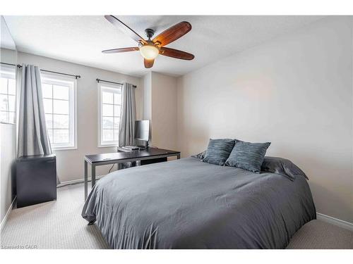 115 Larry Crescent, Caledonia, ON - Indoor Photo Showing Bedroom