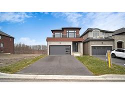 231 Alessio Drive  Hamilton, ON L9B 0K4