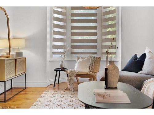 40 Emerald Street N, Hamilton, ON - Indoor