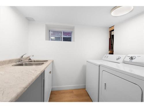 40 Emerald Street N, Hamilton, ON - Indoor Photo Showing Laundry Room