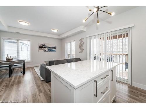 498 Karn Street, Kitchener, ON - Indoor Photo Showing Kitchen