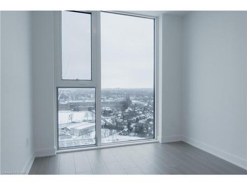 2304-25 Wellington Street S, Kitchener, ON - Indoor Photo Showing Other Room